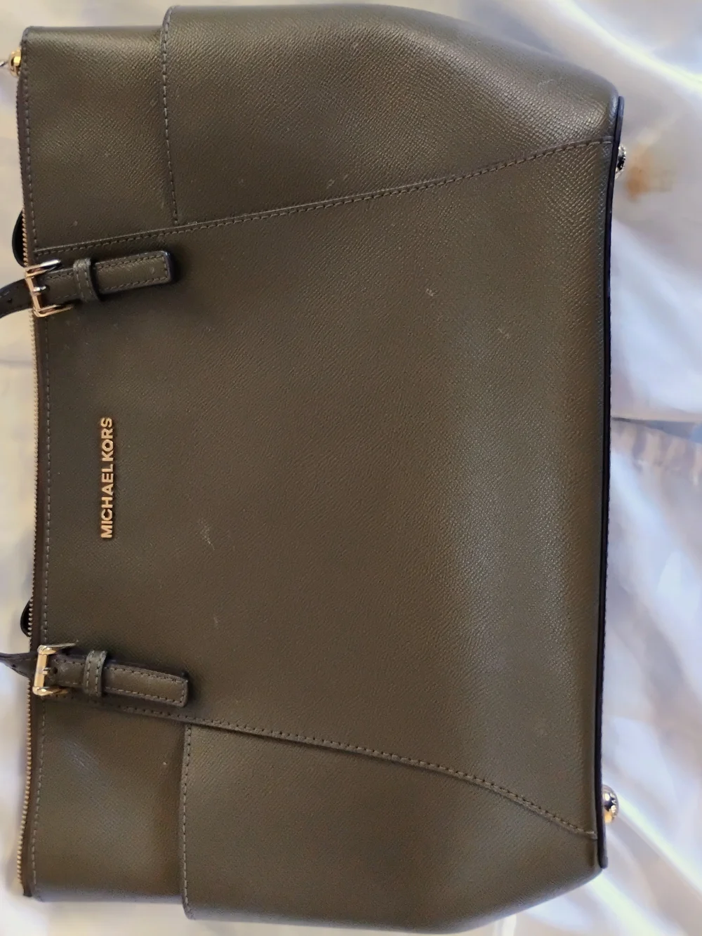 Michael Kors Voyager Medium Saffiano Leather Tote Bag in Olive Green